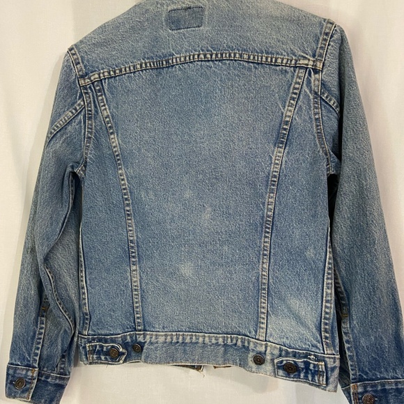 Vintage 1980s Levis Trucker Med Wash Blue Denim Jacket 70506-0216 Men's 36 - Picture 12 of 13